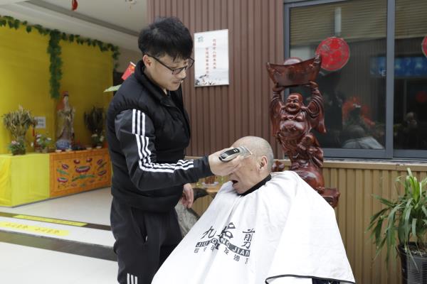 愛在路上