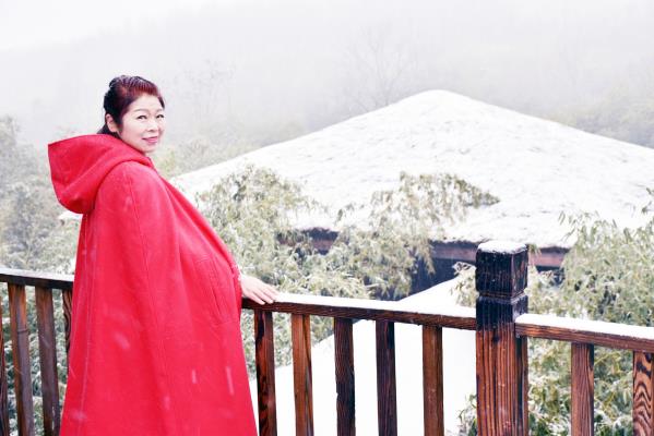 雪中，那一襲紅衣－－－