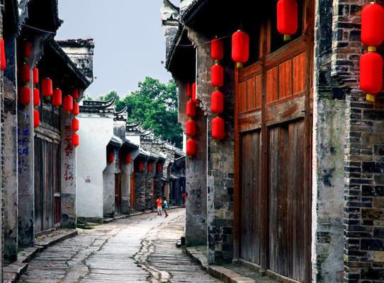 繁華過(guò)后的孔城老街