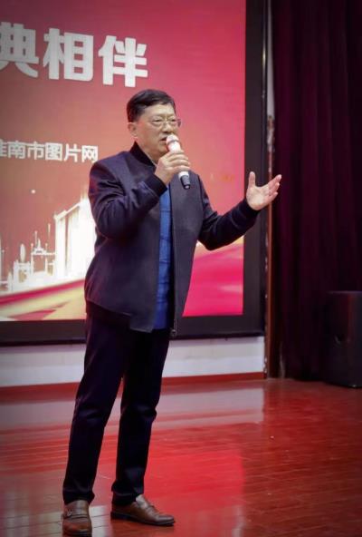 王勝利《祝賀淮南圖網(wǎng)創(chuàng)辦十周年》（七律。藏頭詩）