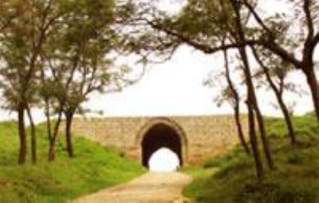 詩友唱和： 七律《嘆壽唐關(guān)》