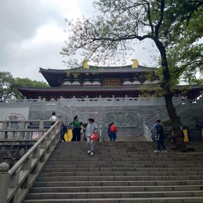 游紫蓬山西廬寺
