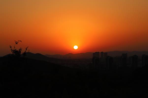 夕陽(yáng)如畫