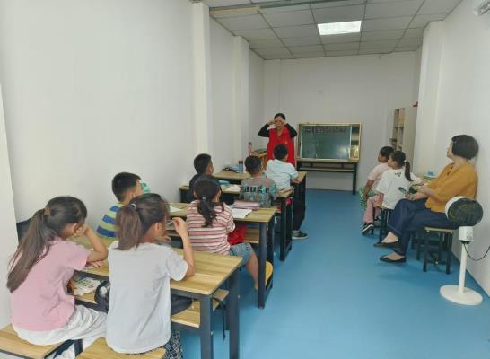 筆墨潤童心，書寫好時(shí)光