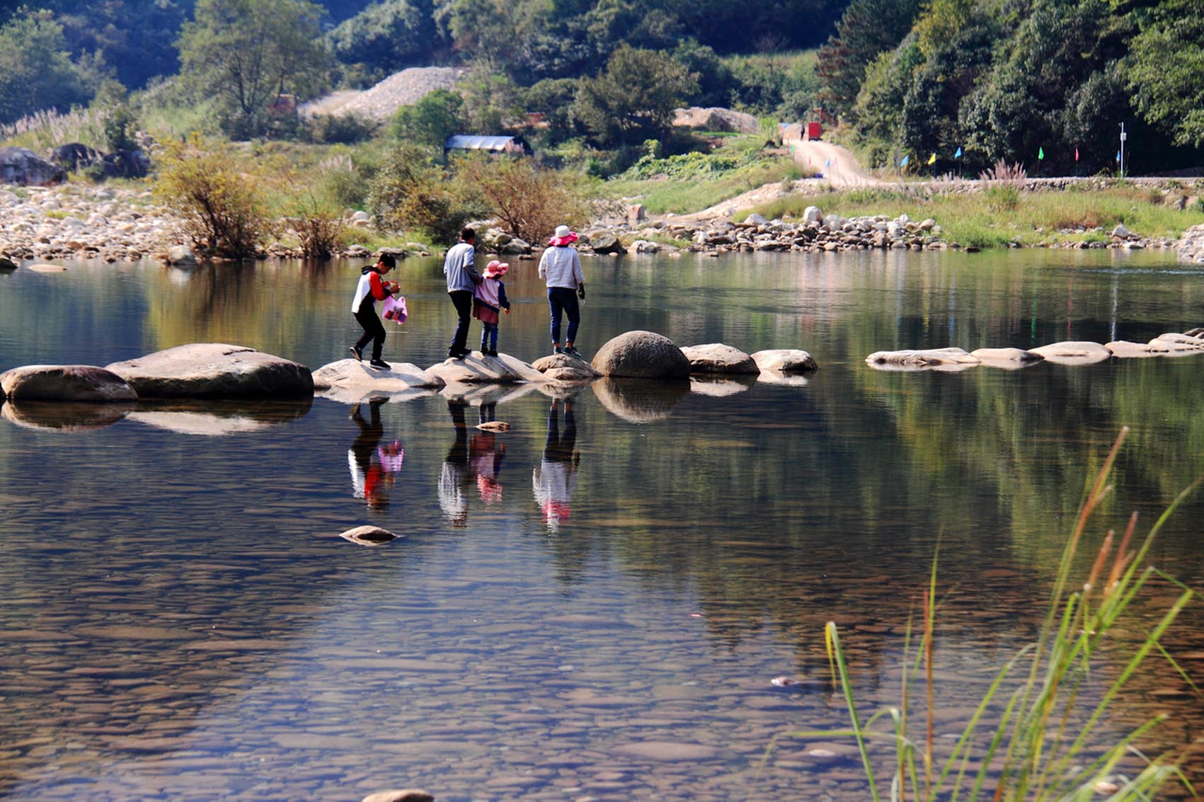 小心過河.jpg