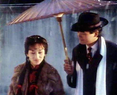 46上海灘-周潤發飾演的許文強和趙雅芝飾演的馮程程劇照.jpg