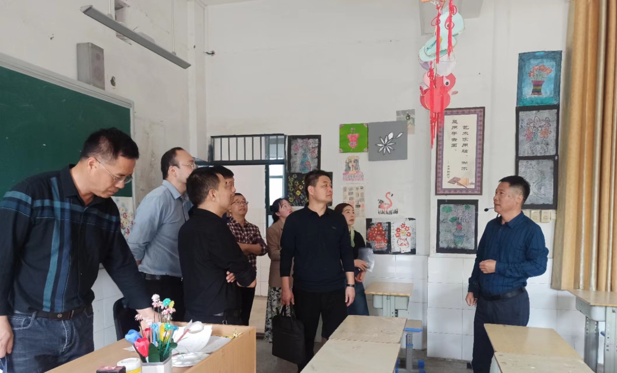 4-2我校迎接“推優(yōu)”工作實地督導(dǎo)檢查.jpg