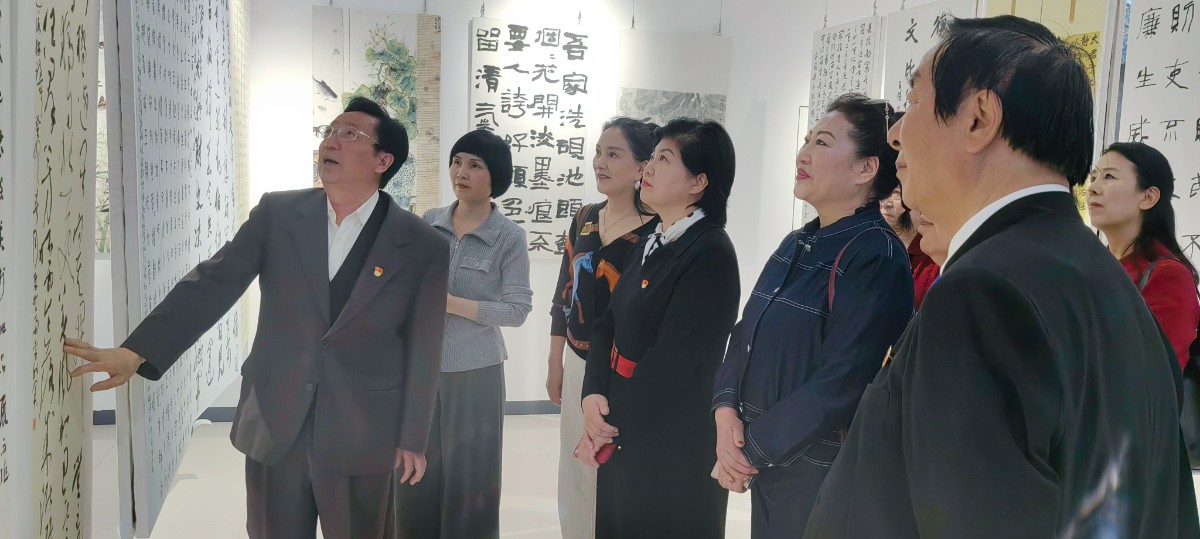 MEITU_20250416_193305265.jpg