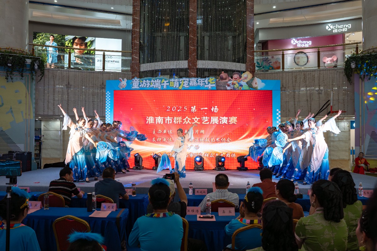 DSC02443b.jpg DSC02443b.jpg