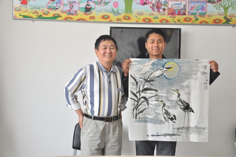 淮南民進(jìn)開展送文化下鄉(xiāng)活動(dòng)