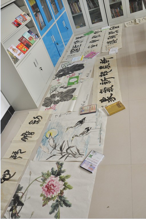 淮南民進(jìn)開展送文化下鄉(xiāng)活動(dòng)