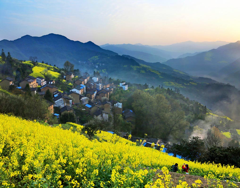 人民網(wǎng)主頁焦點圖:皖南三月風(fēng)光美